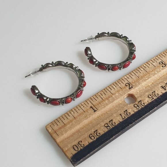 Vintage Red Bead Hoop Earrings Silver Tone Design Fashion Gift Mom Beach Core - Picture 3 of 3